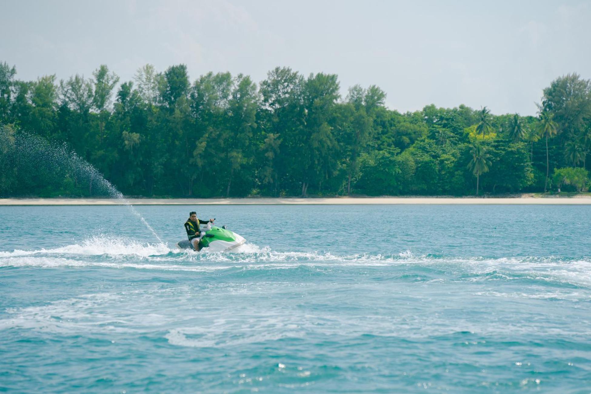 Nirwana Beach Club Lagoi Zewnętrze zdjęcie